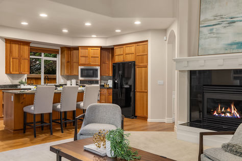 1925 NE 33rd Pl, Renton, WA - Upgrade Realty21