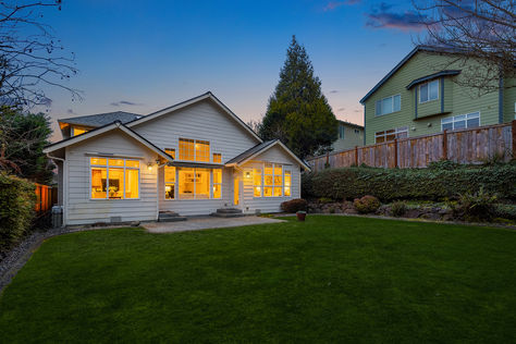 1925 NE 33rd Pl, Renton, WA - Upgrade Realty45