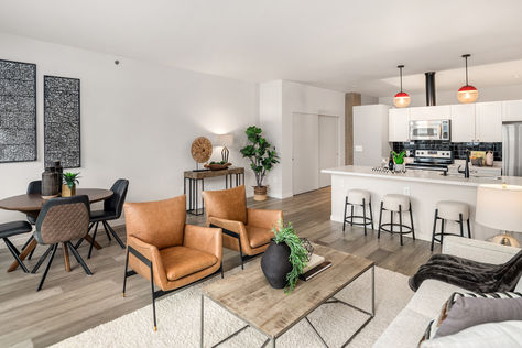 2717 Western Ave 6016, Seattle, WA - Upgrade Realty25