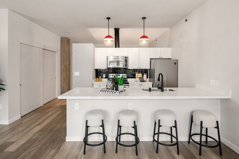 2717 Western Ave 6016, Seattle, WA - Upgrade Realty28