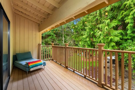 13716 50th Ave W, Edmonds, WA 98026- Upgrade Realty10