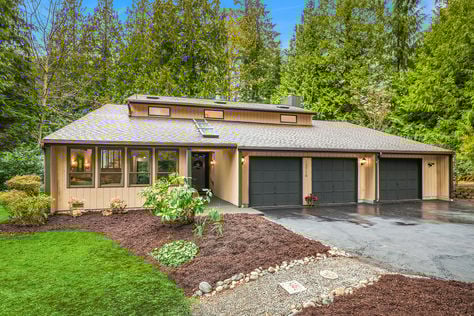 13716 50th Ave W, Edmonds, WA 98026- Upgrade Realty32