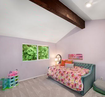 13716 50th Ave W, Edmonds, WA 98026- Upgrade Realty4