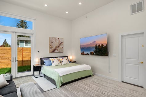 14616 SE 20th St Bellevue, WA 98007 - 2026 - Upgrade Realty19