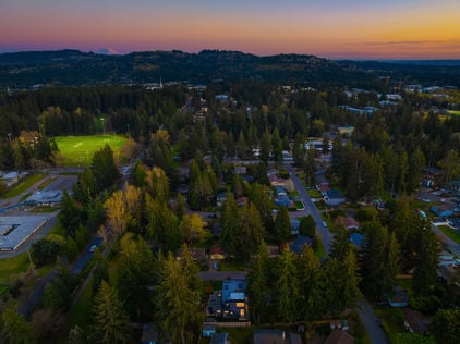 14616 SE 20th St Bellevue, WA 98007 - 2026 - Upgrade Realty34