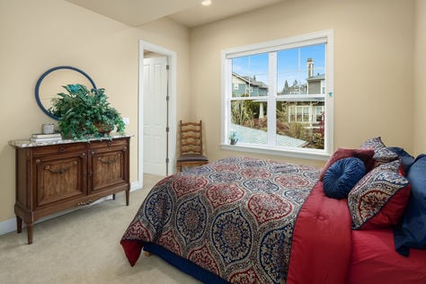 15335 NE 106th St Redmond, WA - Upgrade Realty70