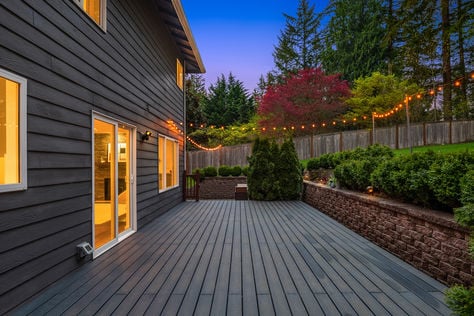 27815 NE 30th St, Redmond, WA - Upgrade Realty43