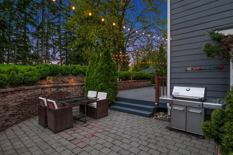 27815 NE 30th St, Redmond, WA - Upgrade Realty45