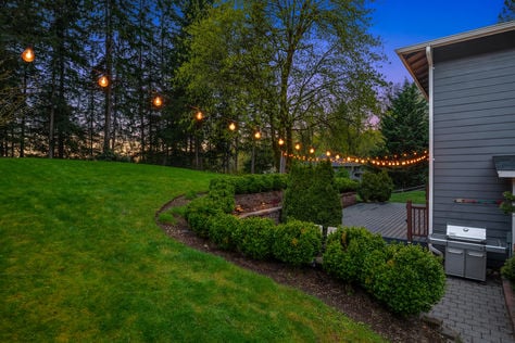 27815 NE 30th St, Redmond, WA - Upgrade Realty46