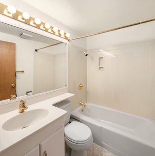 533 N 185th Pl, Shoreline, WA 98133 - Upgrade Realty20