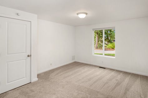 9205 34th St E, Edgewood, WA 98371 - Upgrade Realty1