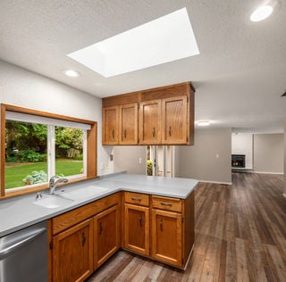 9205 34th St E, Edgewood, WA 98371 - Upgrade Realty12