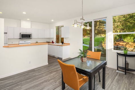 14007 69th Dr SE Unit P4, Snohomish, WA - Upgrade Realty14