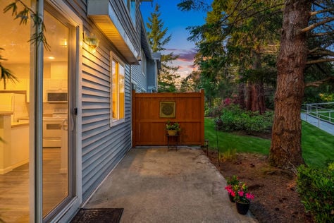14007 69th Dr SE Unit P4, Snohomish, WA - Upgrade Realty40