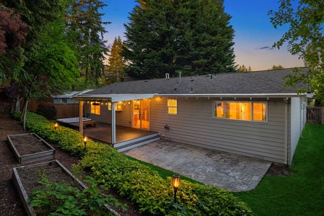 1517 3rd Pl, Kirkland, WA - Upgrade Realty26