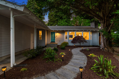 1517 3rd Pl, Kirkland, WA - Upgrade Realty32