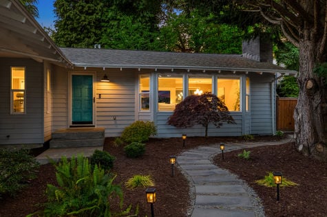 1517 3rd Pl, Kirkland, WA - Upgrade Realty33