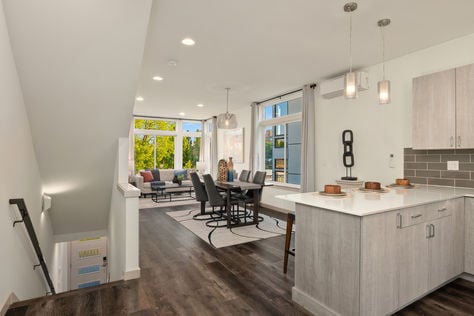 1631 S King St #C Seattle, WA - Upgrade Realty21