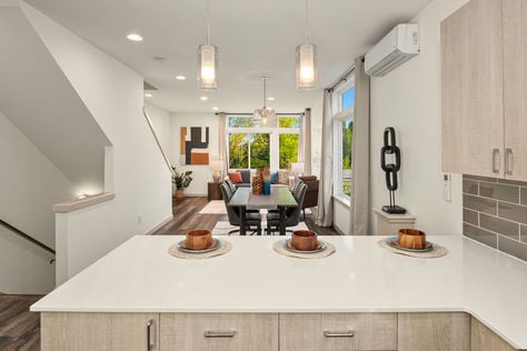 1631 S King St #C Seattle, WA - Upgrade Realty23