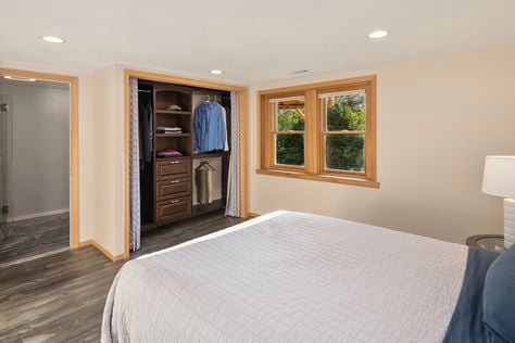 16311 25th Ave SW Burien WA - Upgrade Realty16