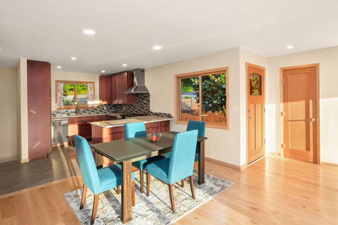 16311 25th Ave SW Burien WA - Upgrade Realty22