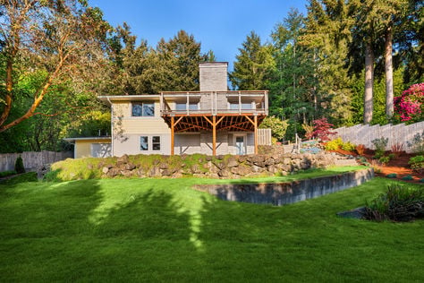 16311 25th Ave SW Burien WA - Upgrade Realty7