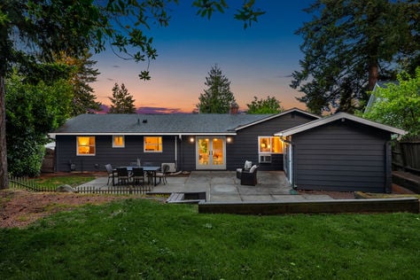 16628 SE 26th St, Bellevue, WA - Upgrade Realty34