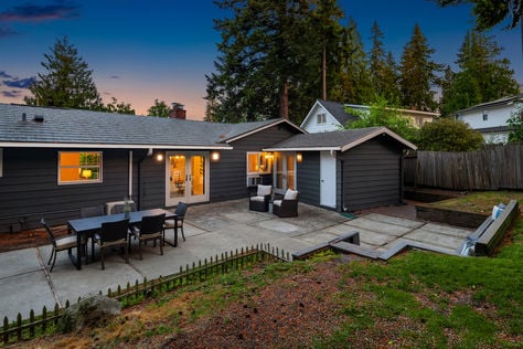 16628 SE 26th St, Bellevue, WA - Upgrade Realty35