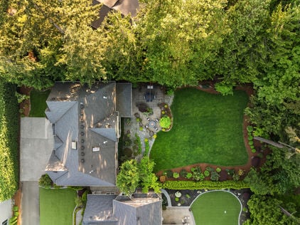 23420 SE 21st Ct, Sammamish, WA - Upgrade Realty64