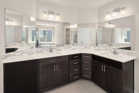 27920 15th Ave S, Federal Way, WA - Upgrade Realty10