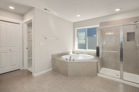 27920 15th Ave S, Federal Way, WA - Upgrade Realty11