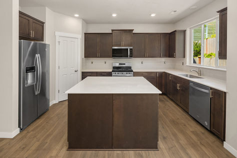 27920 15th Ave S, Federal Way, WA - Upgrade Realty26