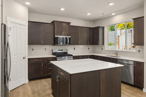 27920 15th Ave S, Federal Way, WA - Upgrade Realty32