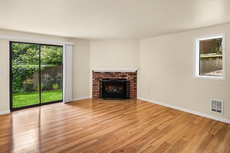 117413 119th lane SE # F13 Renton WA - Upgrade Realty13