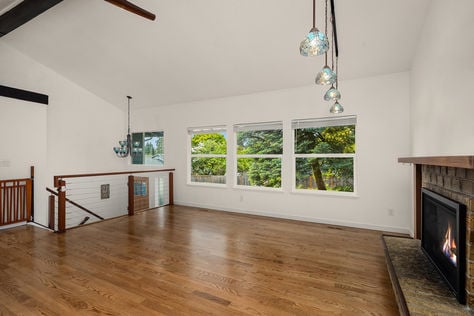 11821 SE 67th Pl, Bellevue, WA - Upgrade Realty30