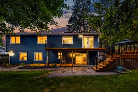 11821 SE 67th Pl, Bellevue, WA - Upgrade Realty48