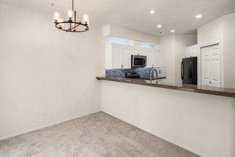 12113 NE 172 Pl J202, Bothell, WA - Upgrade Realty11