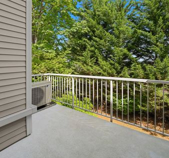 12113 NE 172 Pl J202, Bothell, WA - Upgrade Realty13