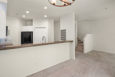12113 NE 172 Pl J202, Bothell, WA - Upgrade Realty14