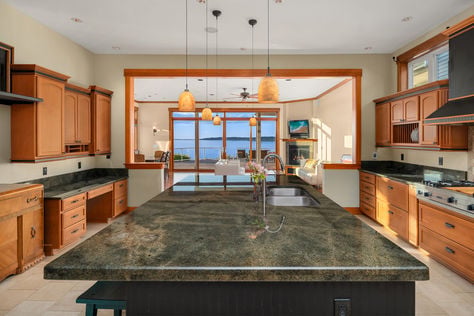 1240 SW 296th St, Federal Way, WA - Upgrade Realty28