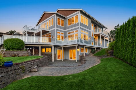 1240 SW 296th St, Federal Way, WA - Upgrade Realty50