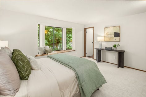 18311 NE 105th Ct, Redmond, WA - Upgrade Realty4