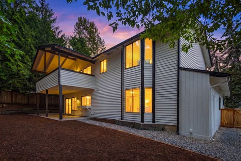 18311 NE 105th Ct, Redmond, WA - Upgrade Realty53