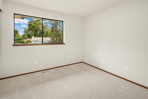 18311 NE 105th Ct, Redmond, WA - Upgrade Realty7