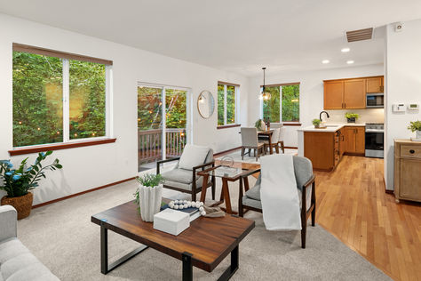 18318 34th Ave NE, Bothell, WA - Upgrade Realty10