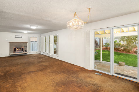 18855 SE 42nd St, Issaquah, WA - Upgrade Realty11