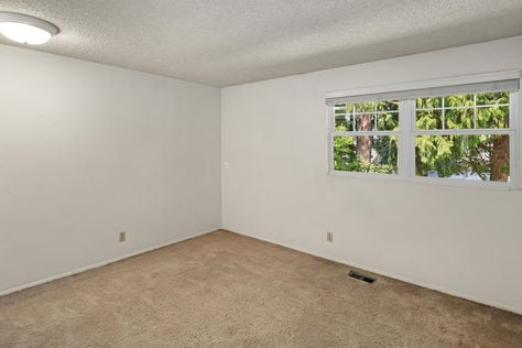 18855 SE 42nd St, Issaquah, WA - Upgrade Realty16