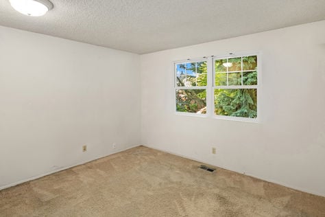 18855 SE 42nd St, Issaquah, WA - Upgrade Realty18