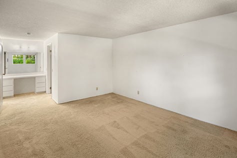 18855 SE 42nd St, Issaquah, WA - Upgrade Realty23