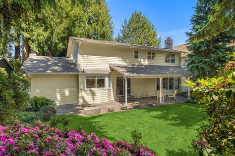 18855 SE 42nd St, Issaquah, WA - Upgrade Realty32